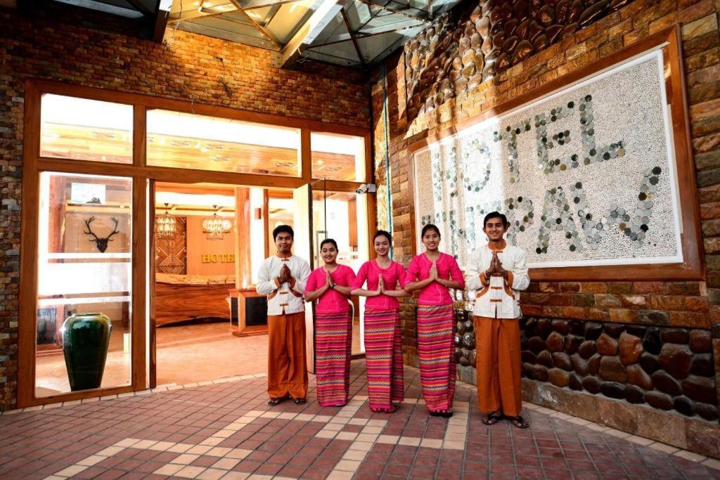 Hotel Thipaw Thibaw Extérieur photo