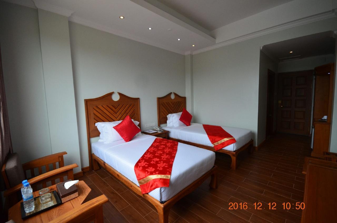 Hotel Thipaw Thibaw Extérieur photo