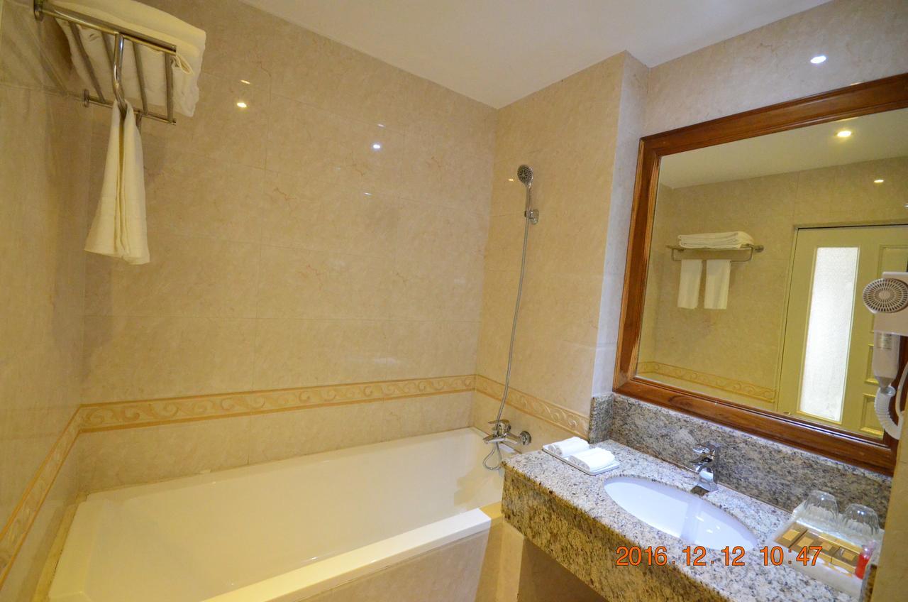 Hotel Thipaw Thibaw Extérieur photo